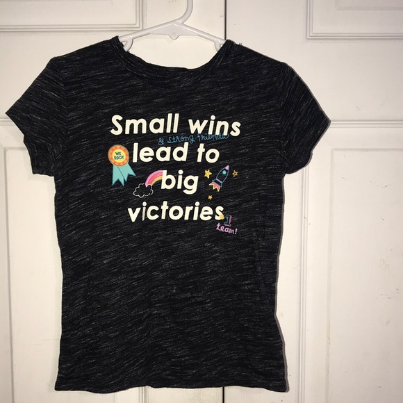 Girl’s Cat & Jack Marled Tee - Picture 1 of 7